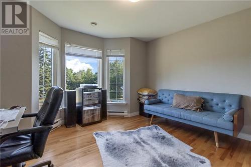 21 Des Perdrix, Grand-Barachois, NB - Indoor Photo Showing Living Room