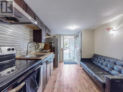 17 Cheatham Place, Toronto (Malvern), ON - Indoor Photo Showing Kitchen