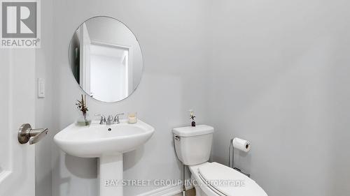 24 Zelda Road, Brampton, ON - Indoor Photo Showing Bathroom