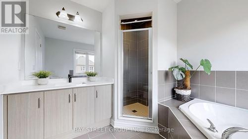 24 Zelda Road, Brampton, ON - Indoor Photo Showing Bathroom