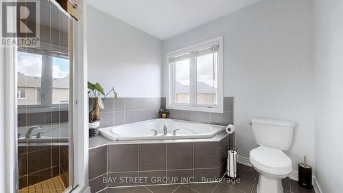 24 Zelda Road, Brampton, ON - Indoor Photo Showing Bathroom