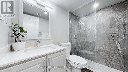 24 Zelda Road, Brampton, ON - Indoor Photo Showing Bathroom