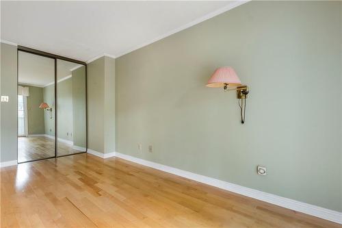 1275 Maple Crossing Boulevard|Unit #12, Burlington, ON - Indoor Photo Showing Other Room