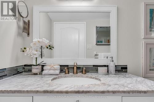 716 - 7 Townsgate Drive, Vaughan, ON - Indoor Photo Showing Bathroom