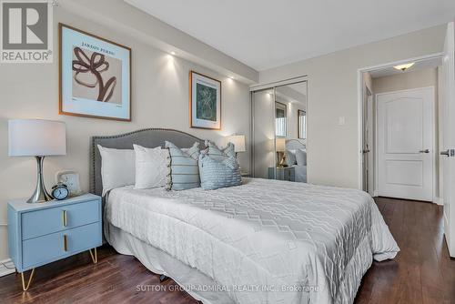 716 - 7 Townsgate Drive, Vaughan, ON - Indoor Photo Showing Bedroom