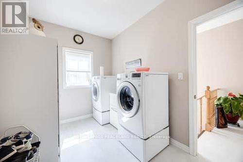 134 Southcrest Drive, Kawartha Lakes, ON - Indoor Photo Showing Laundry Room