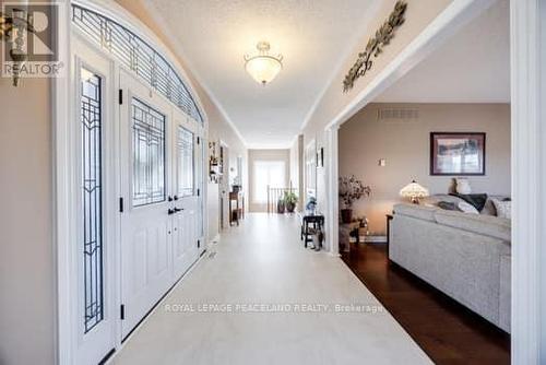 134 Southcrest Drive, Kawartha Lakes, ON - Indoor Photo Showing Other Room