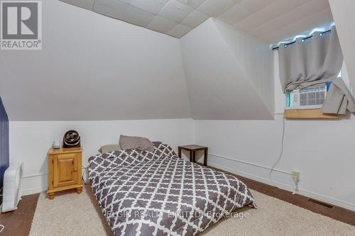 38949 Talbot Line, Southwold (Talbotville), ON - Indoor Photo Showing Bedroom