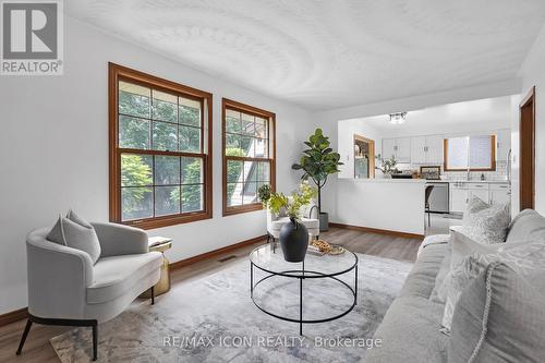 View looking into the Kitchen from Family Room - 10 Ski View Road, London, ON - Indoor Photo Showing Living Room