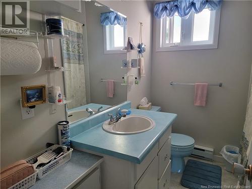 222 Gagnon, Beresford, NB - Indoor Photo Showing Bathroom