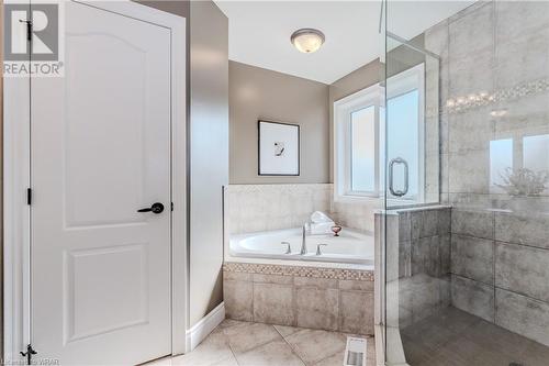 220 Paige Place, Kitchener, ON - Indoor Photo Showing Bathroom