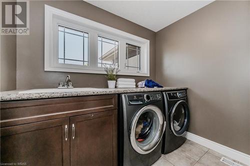 220 Paige Place, Kitchener, ON - Indoor Photo Showing Laundry Room