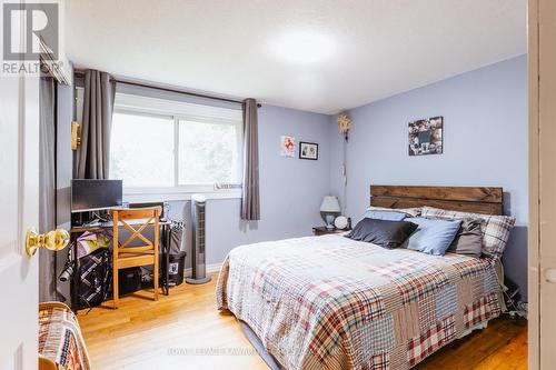 17 Minonen Road, Georgina (Baldwin), ON - Indoor Photo Showing Bedroom