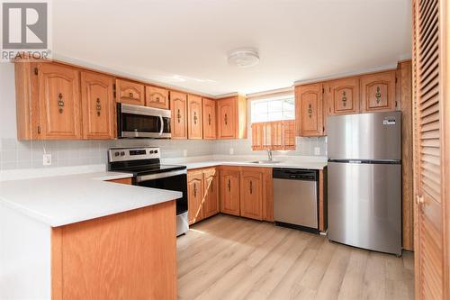 7 And 9 Harbour Drive, New Harbour, NL - Indoor Photo Showing Kitchen With Double Sink