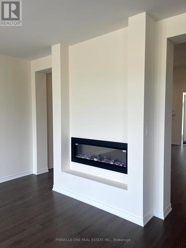 913 Rexton Drive, Oshawa (Kedron), ON - Indoor Photo Showing Living Room With Fireplace