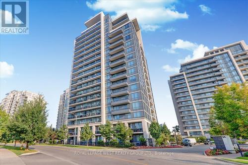 204 - 75 North Park Road, Vaughan, ON - Outdoor With Facade