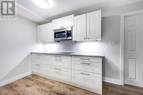 42 Sellmar Road, Toronto (Willowridge-Martingrove-Richview), ON - Indoor Photo Showing Kitchen