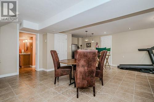 2299 Fassel Avenue, Burlington (Freeman), ON - Indoor Photo Showing Dining Room