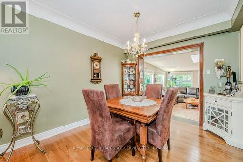 2299 Fassel Avenue, Burlington (Freeman), ON - Indoor Photo Showing Dining Room