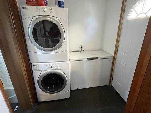 333 May Street S, Thunder Bay, ON - Indoor Photo Showing Laundry Room