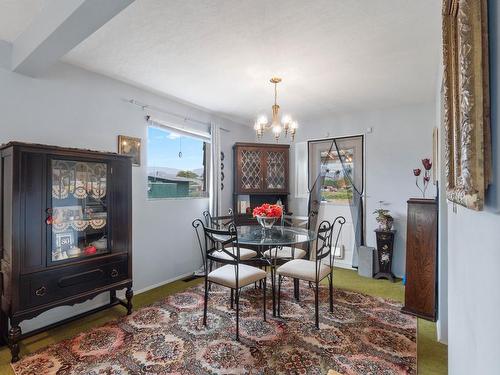 1344 Kenora Road, Kamloops, BC - Indoor Photo Showing Dining Room