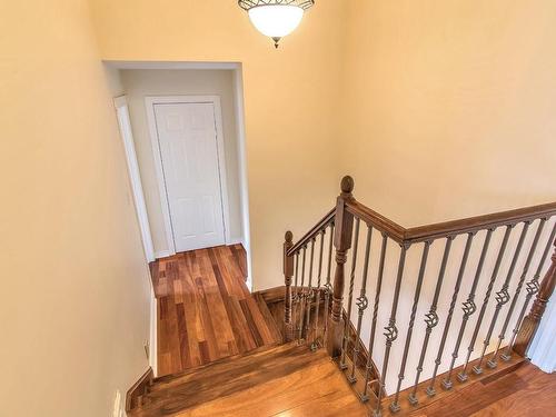 Escalier - 2088 Rue De Bordeaux, Vaudreuil-Dorion, QC - Indoor Photo Showing Other Room