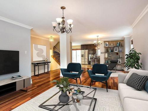 Salon - 2088 Rue De Bordeaux, Vaudreuil-Dorion, QC - Indoor Photo Showing Living Room