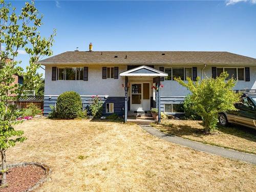 1129 3Rd Ave, Ladysmith, BC 