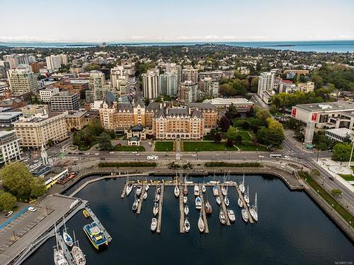 103-68 Songhees Rd, Victoria, BC - Outdoor With Body Of Water With View