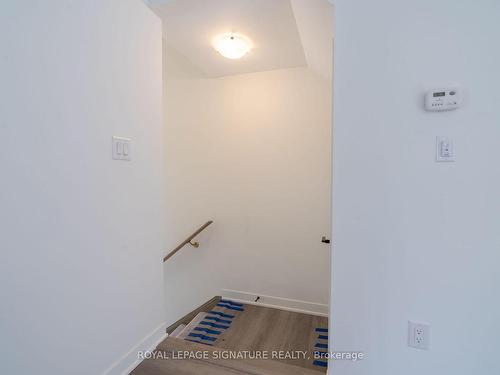 70-23 Selfridge Way, Whitby, ON -  Photo Showing Other Room