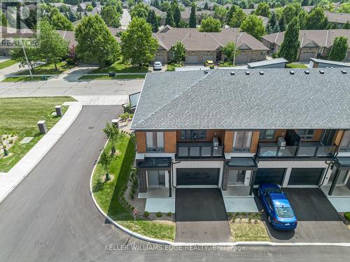 J138 - 25 Isherwood Avenue, Cambridge, ON - Outdoor With Facade