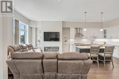 J138 - 25 Isherwood Avenue, Cambridge, ON - Indoor