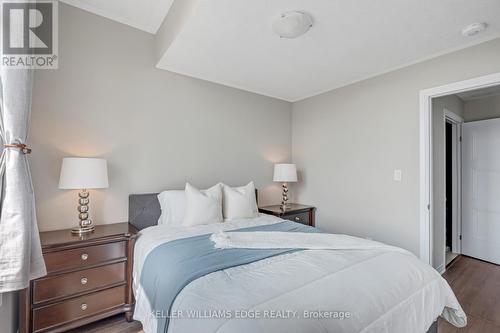 J138 - 25 Isherwood Avenue, Cambridge, ON - Indoor Photo Showing Bedroom