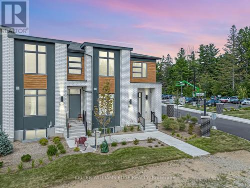 J138 - 25 Isherwood Avenue, Cambridge, ON - Outdoor With Facade