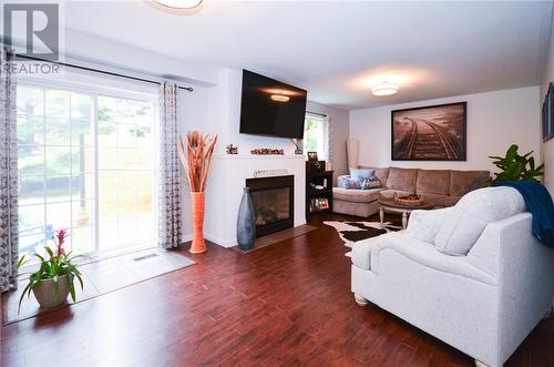 3 Lexington Court, Sudbury, ON - Indoor Photo Showing Living Room With Fireplace