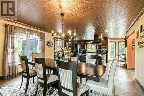 333 Garson Coniston, Garson, ON - Indoor Photo Showing Dining Room