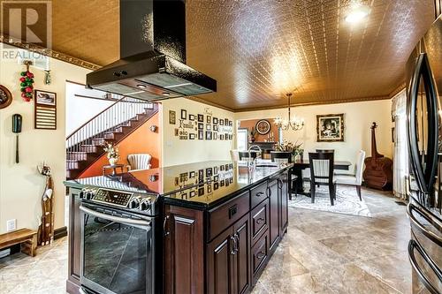 333 Garson Coniston, Garson, ON - Indoor Photo Showing Kitchen