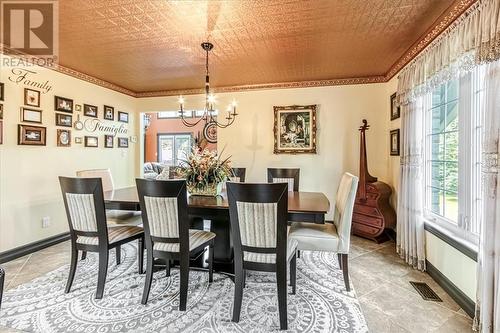 333 Garson Coniston, Garson, ON - Indoor Photo Showing Dining Room