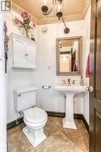 333 Garson Coniston, Garson, ON - Indoor Photo Showing Bathroom