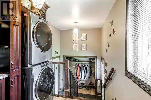 333 Garson Coniston, Garson, ON - Indoor Photo Showing Laundry Room