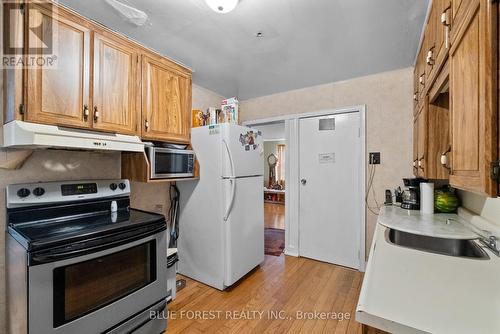 463 South Edgeware Road, St. Thomas, ON - Indoor Photo Showing Kitchen