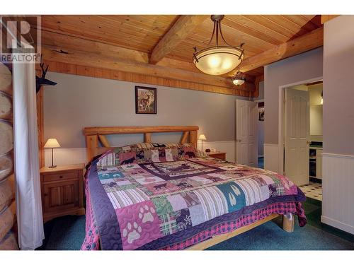 4158 Lakeview Road, Williams Lake, BC - Indoor Photo Showing Bedroom