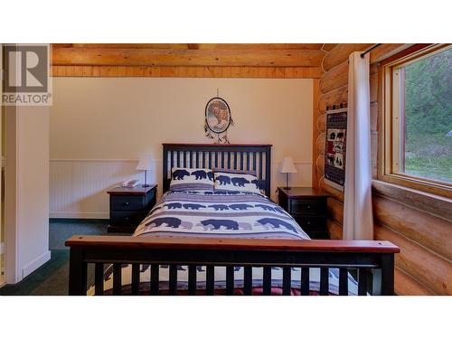 4158 Lakeview Road, Williams Lake, BC - Indoor Photo Showing Bedroom