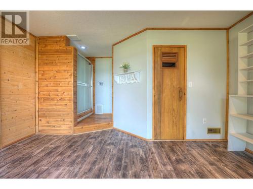 4158 Lakeview Road, Williams Lake, BC - Indoor Photo Showing Other Room