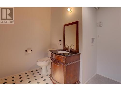 4158 Lakeview Road, Williams Lake, BC - Indoor Photo Showing Bathroom