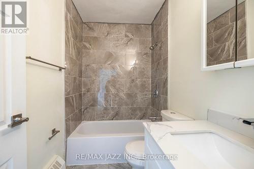 708 - 825 Kennedy Road, Toronto (Ionview), ON - Indoor Photo Showing Bathroom