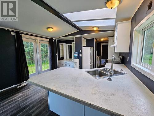 2525 Muermann Road, Prince George, BC - Indoor Photo Showing Kitchen With Double Sink