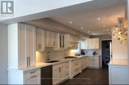 98 Rockford Road, Toronto (Westminster-Branson), ON - Indoor Photo Showing Kitchen With Double Sink With Upgraded Kitchen