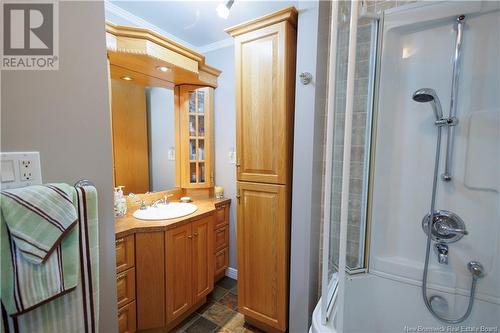 209 Ch Rang 8, Saint-Joseph-De-Madawaska, NB - Indoor Photo Showing Bathroom