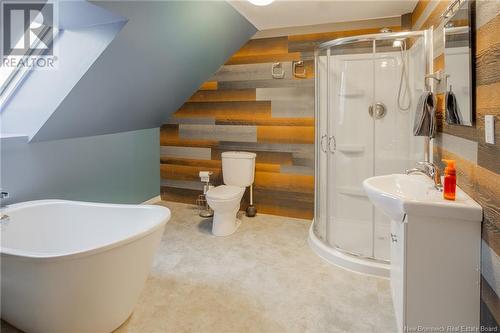 12 Cornelia Street, Saint Andrews, NB - Indoor Photo Showing Bathroom